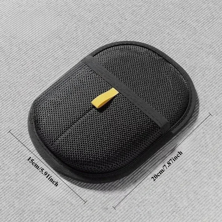 Pet grooming glove with measurements